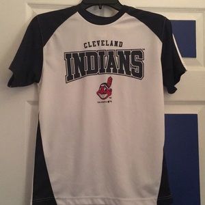 Men’s large child Cleveland Indians T-shirt/jersey